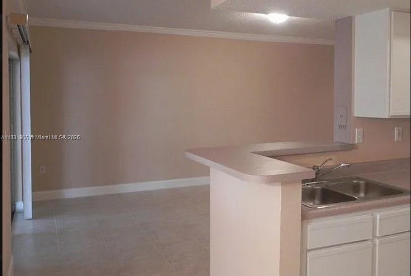 Property Photo: 160 SW 117th Ter 6102 FL 33025