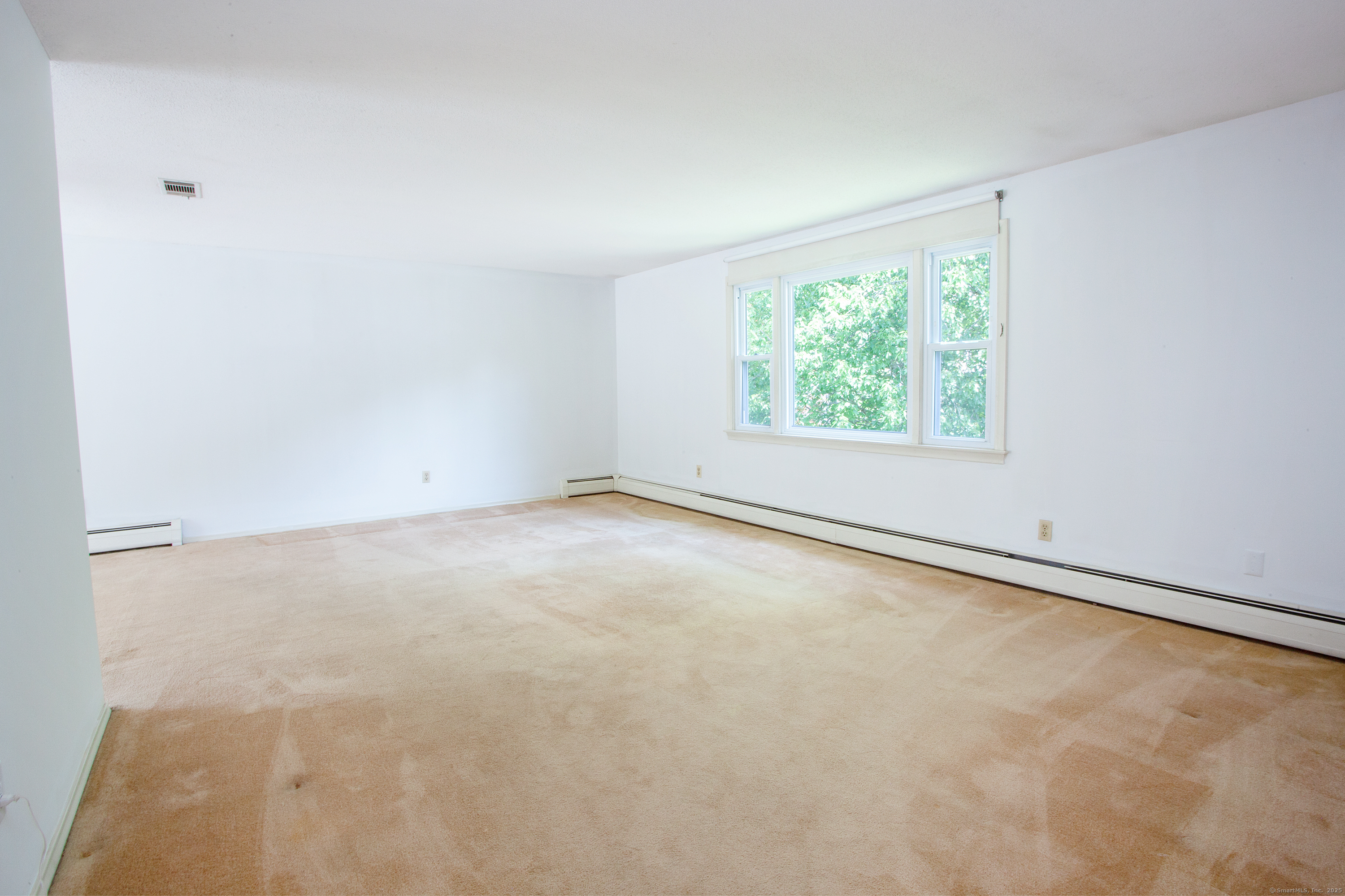 Property Photo: 17 Hammick Road CT 06107