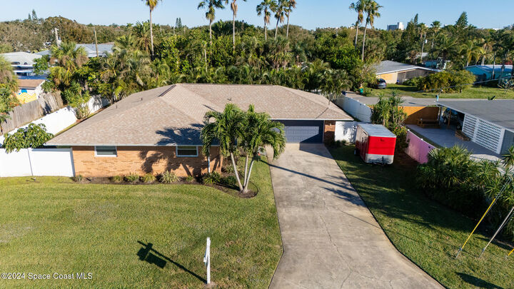 Property Photo:  360 E Riviera Boulevard  FL 32903 