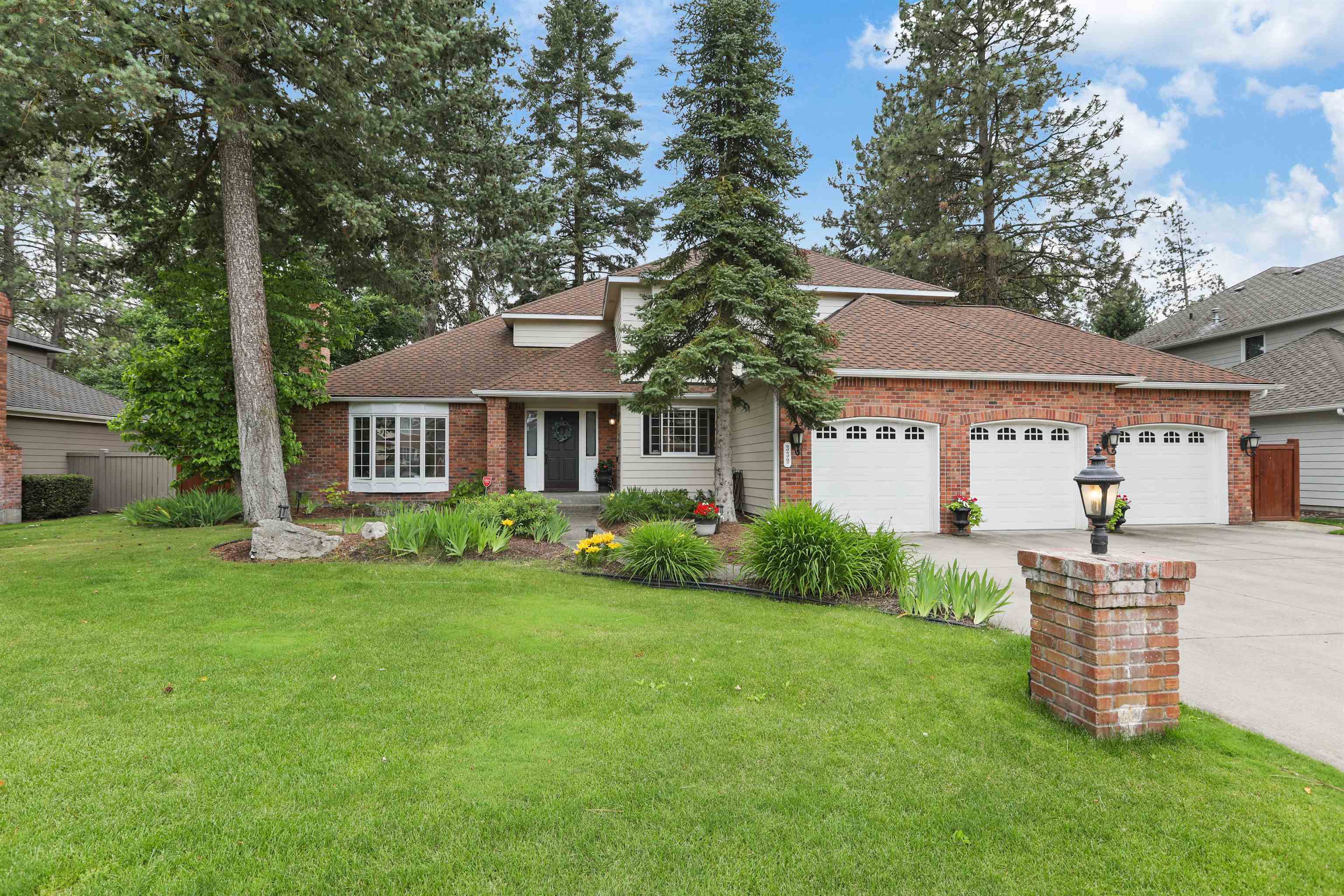 Property Photo: 339 W Wilson Ave WA 99208