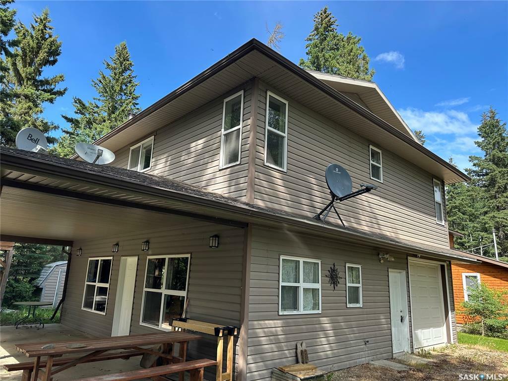 Property Photo: 527 Graeme Road SK S0M 1J0