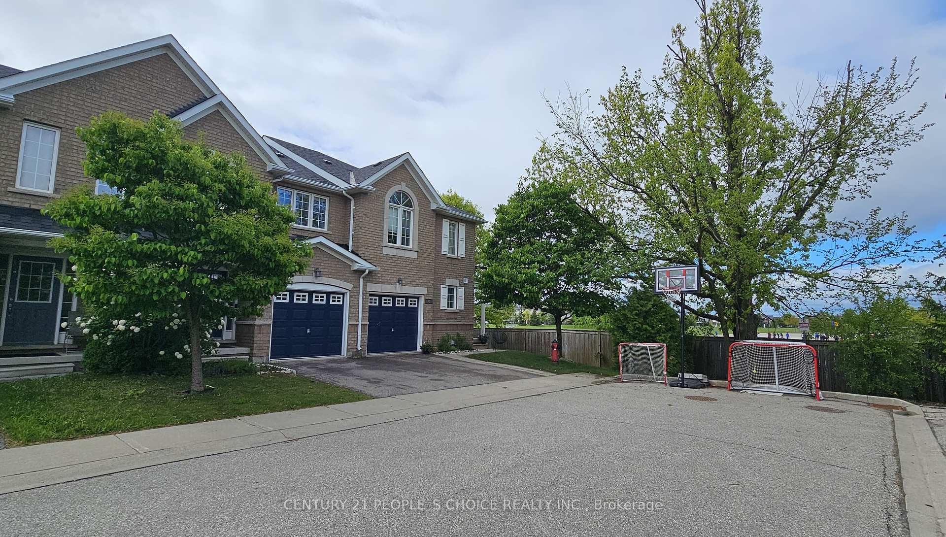 Photo de la propriété:  620 Ferguson Drive 24  ON L9T 0M6 
