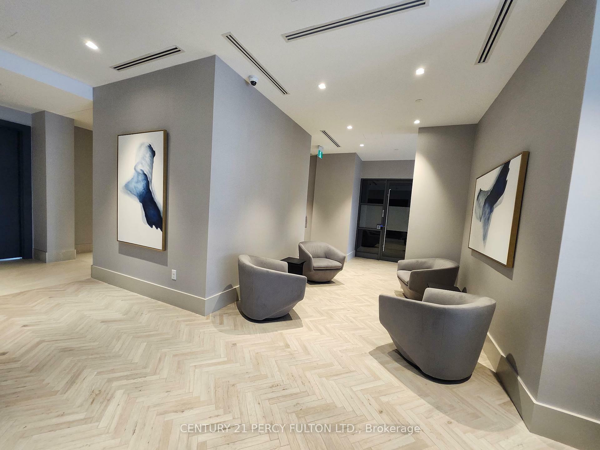 Property Photo: 2545 Simcoe Street N 1413 ON L1L 0W3