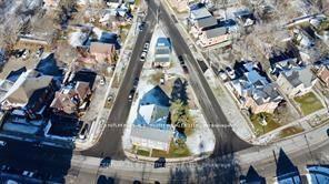 Property Photo:  194 Dunlop Street E  ON L4M 1B4 