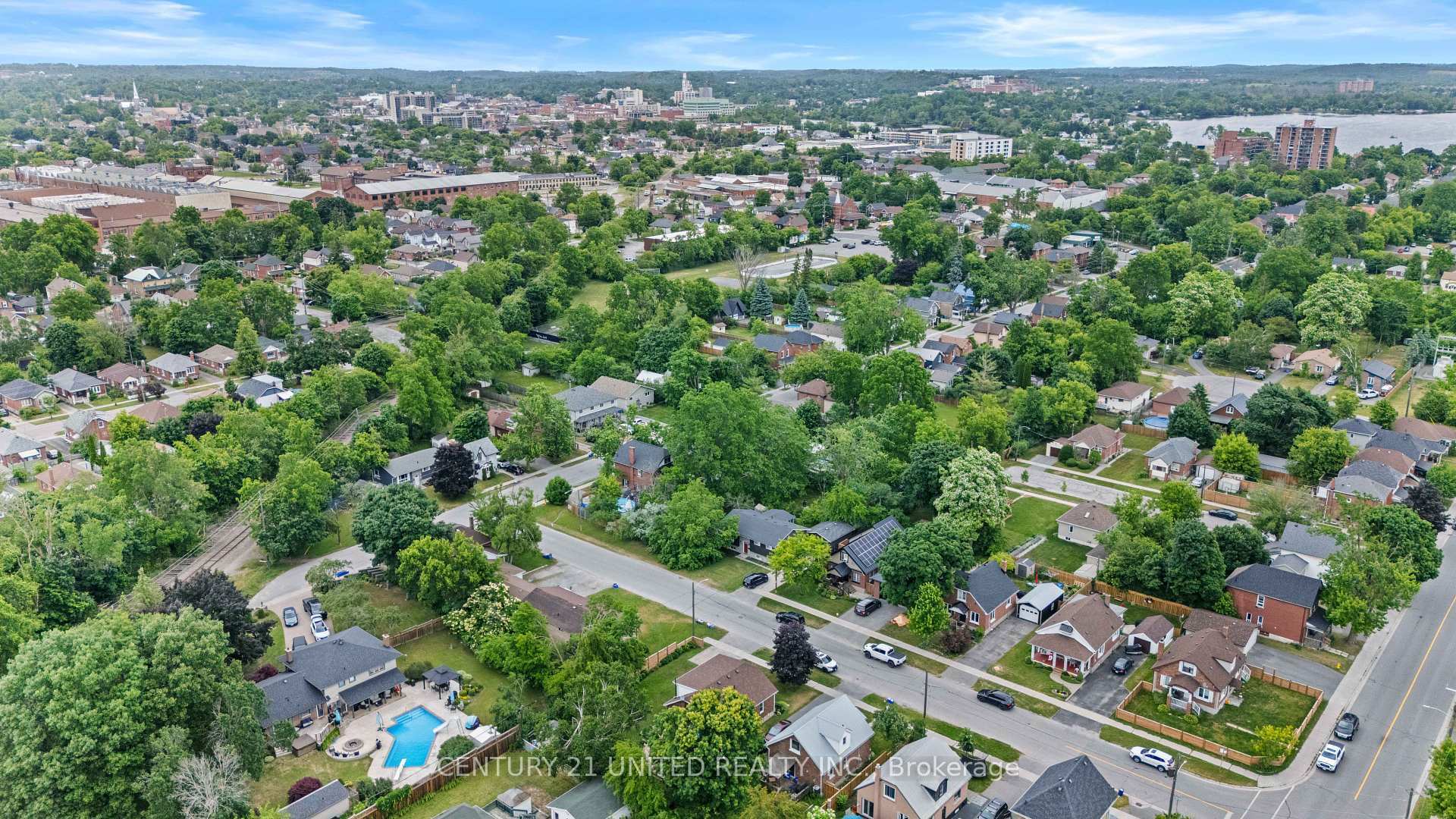 Photo de la propriété:  75 Lynch Street  ON K9J 5B1 
