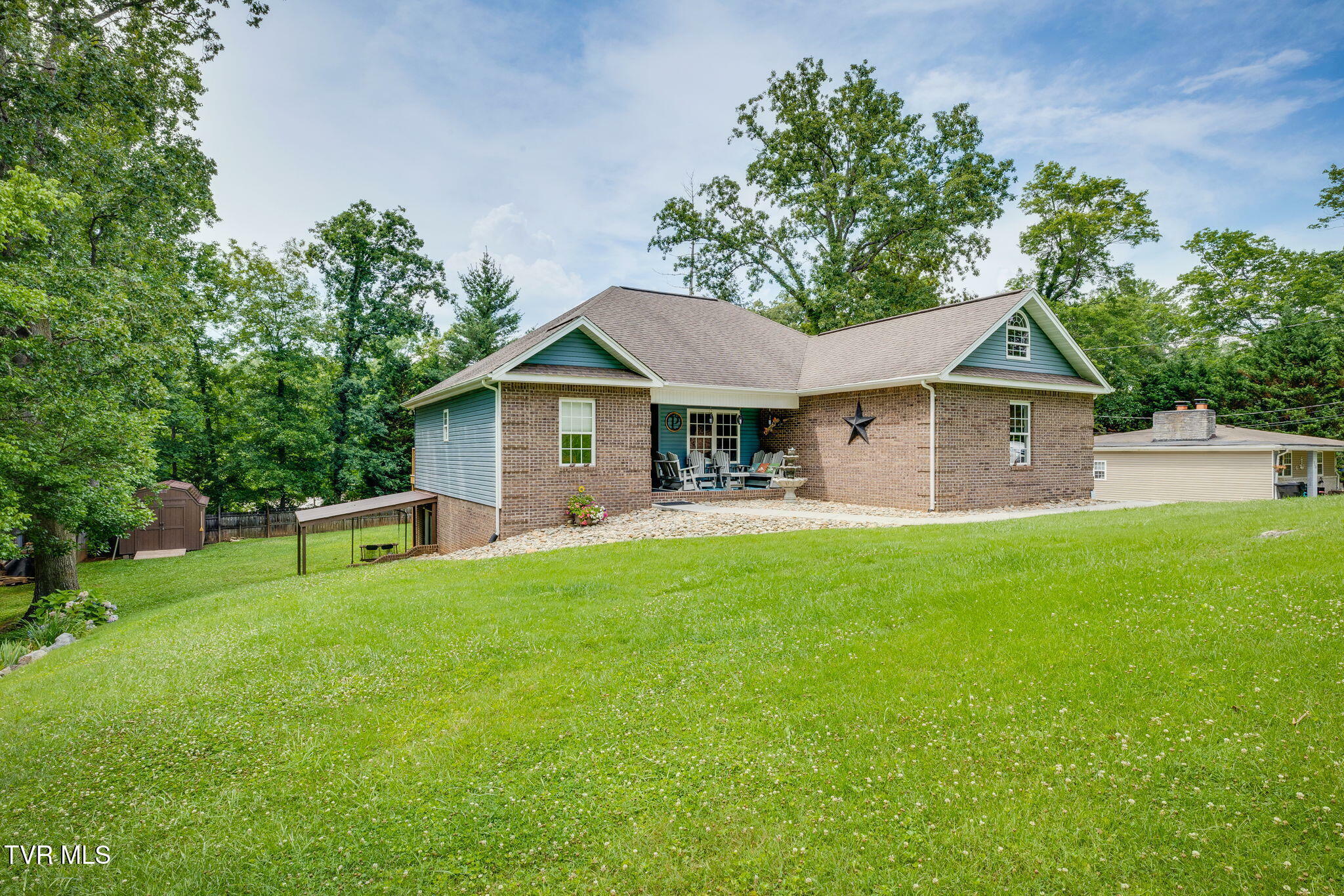 Property Photo:  564 Dogwood Drive  TN 37663 