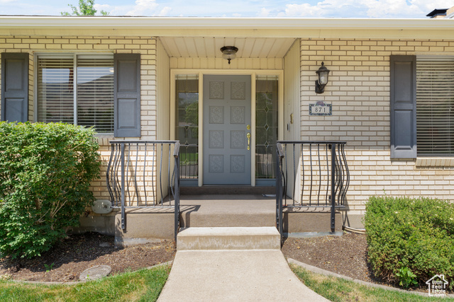 Property Photo: 871 N Bonita Way E 19 UT 84014