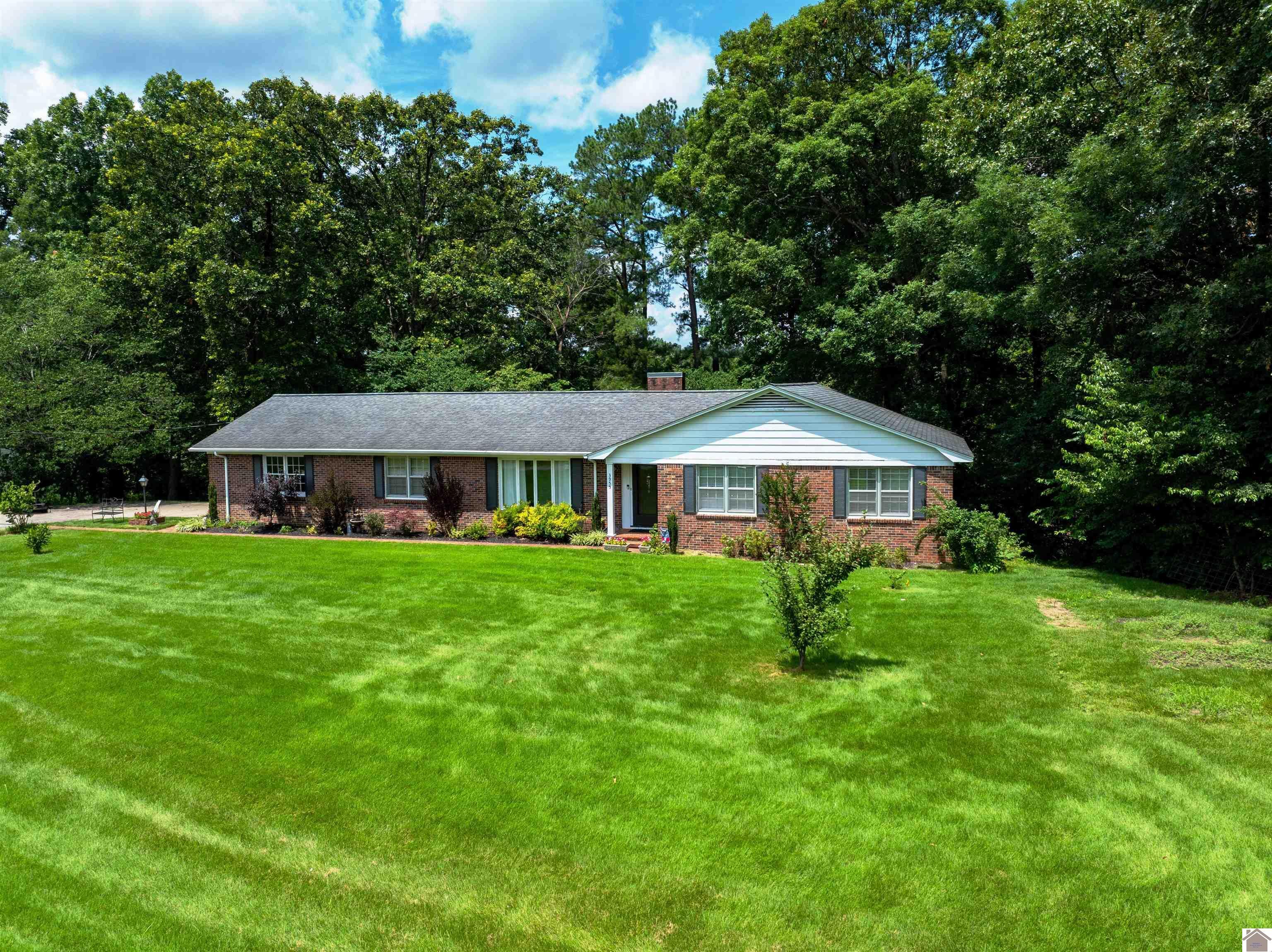 Property Photo:  3955 Contest Rd  KY 42001 