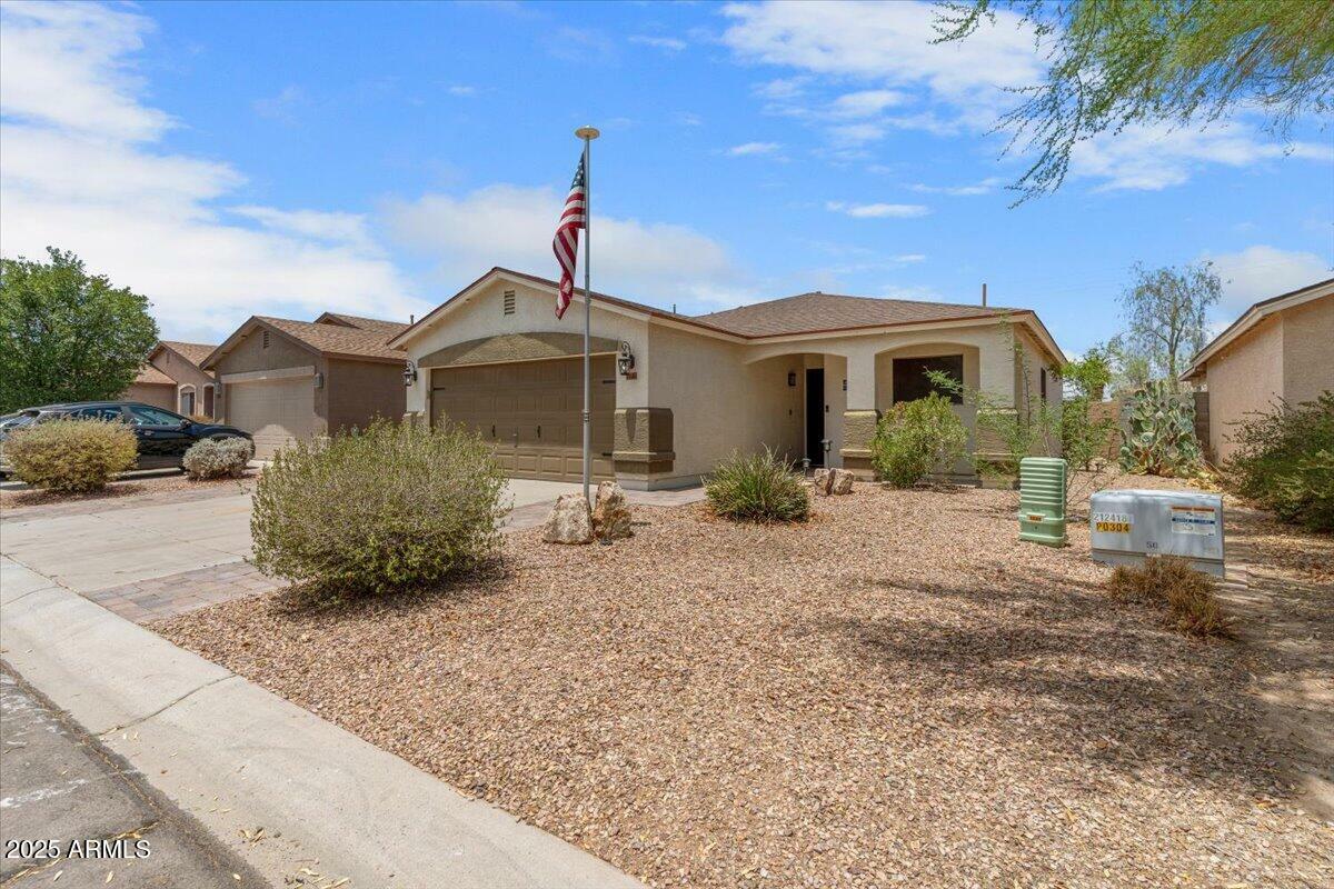 1046 E Silversmith Trail  San Tan Valley AZ 85143 photo