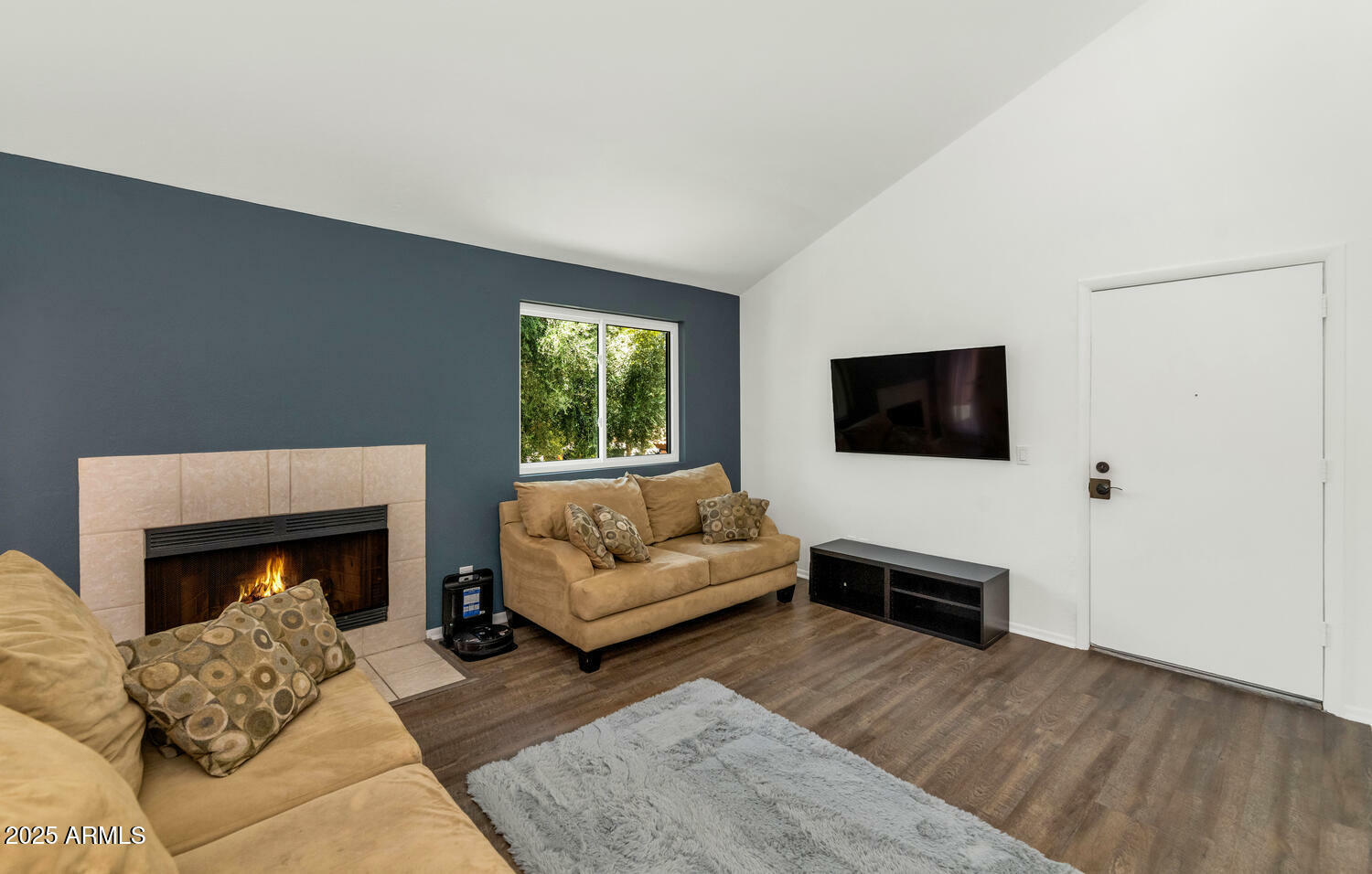 Property Photo:  1075 E Chandler Boulevard 210  AZ 85225 