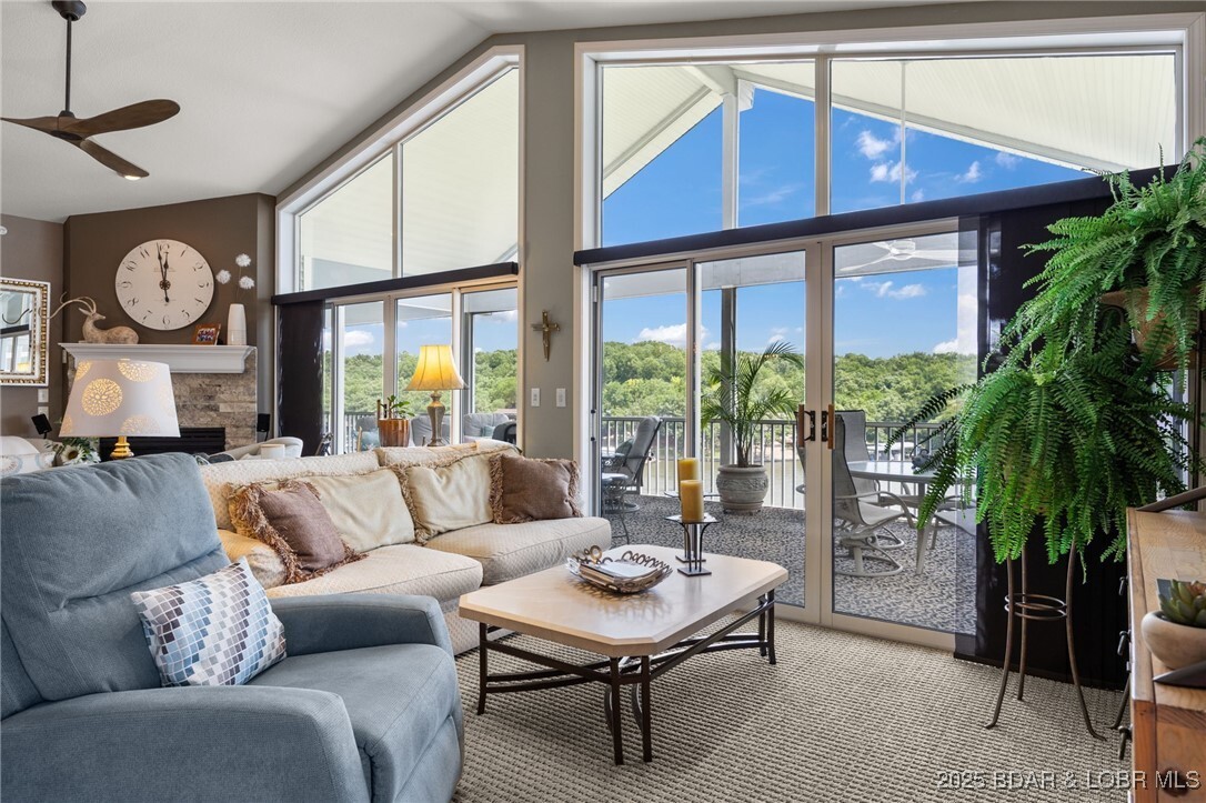 Property Photo: 52 Summer Place Court 4B MO 65020