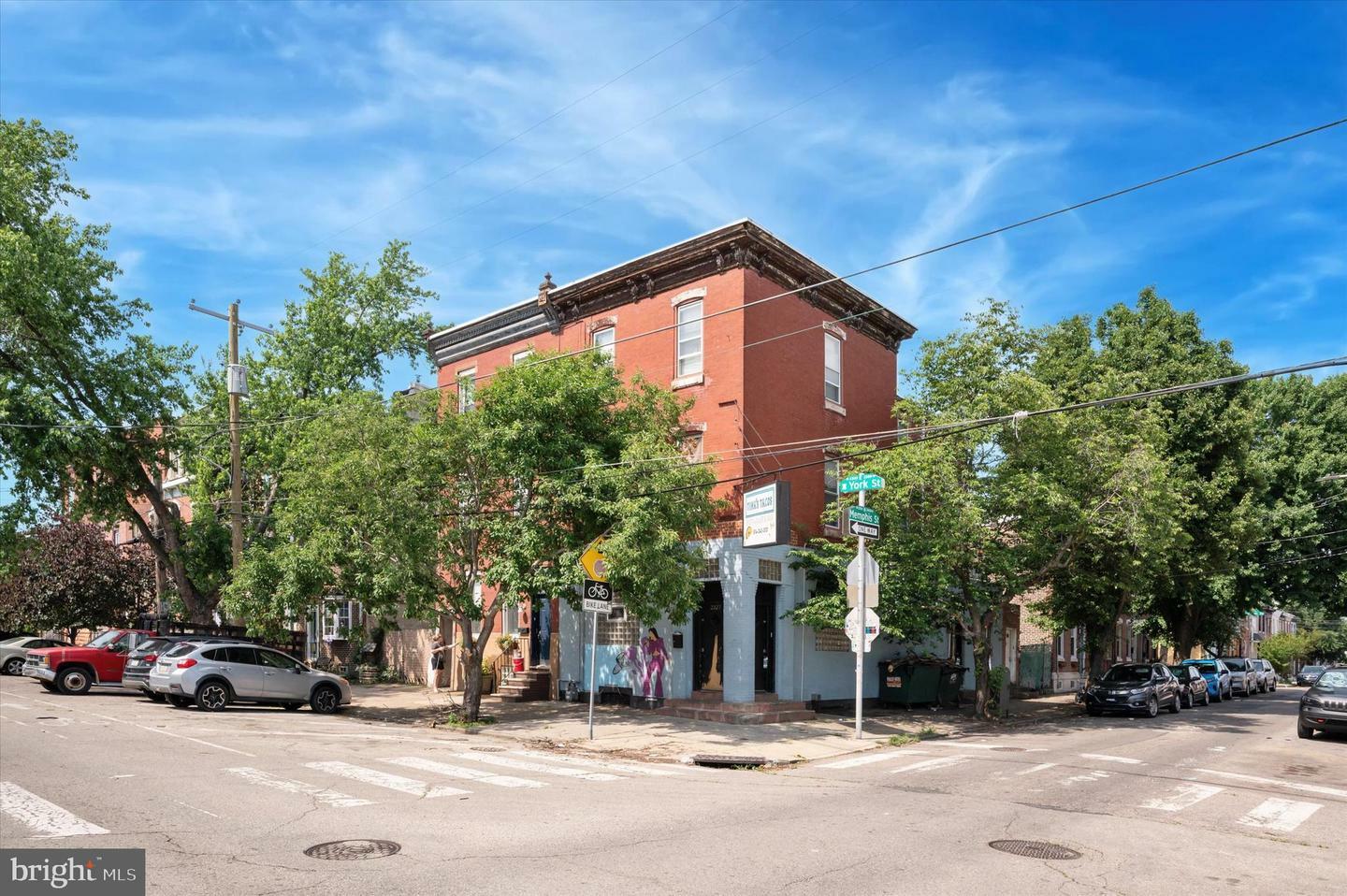 Property Photo:  2327 E York Street  PA 19125 