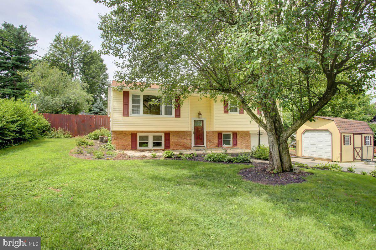 Property Photo: 140 Echo Drive PA 17202