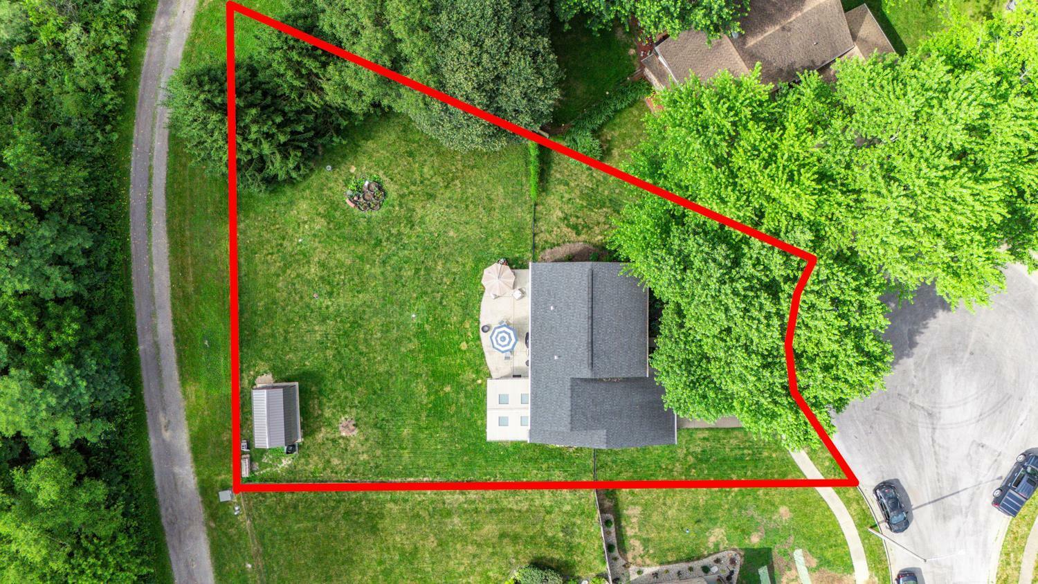 Property Photo: 923 Handfield Court OH 45324