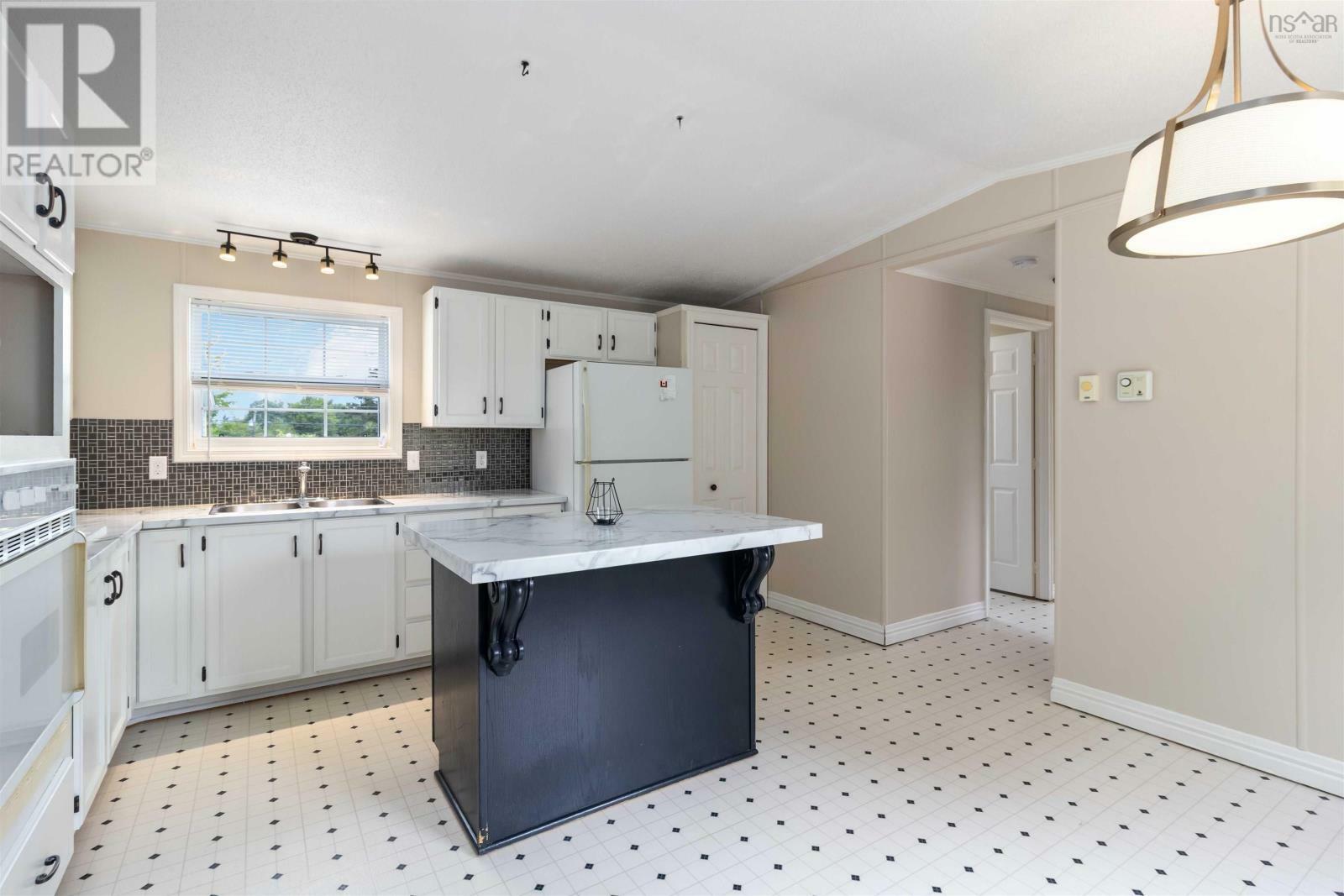 Property Photo: 12 Coleton Court NS B4C 2T5