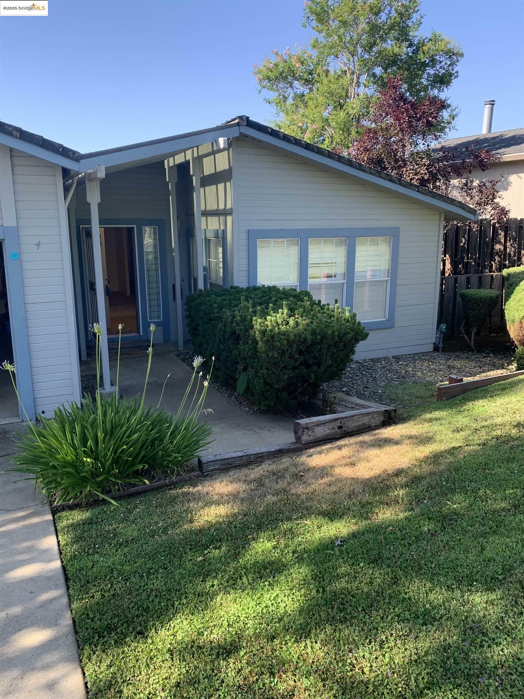 12800 Honey Locust 4  Sonora CA 95370 photo