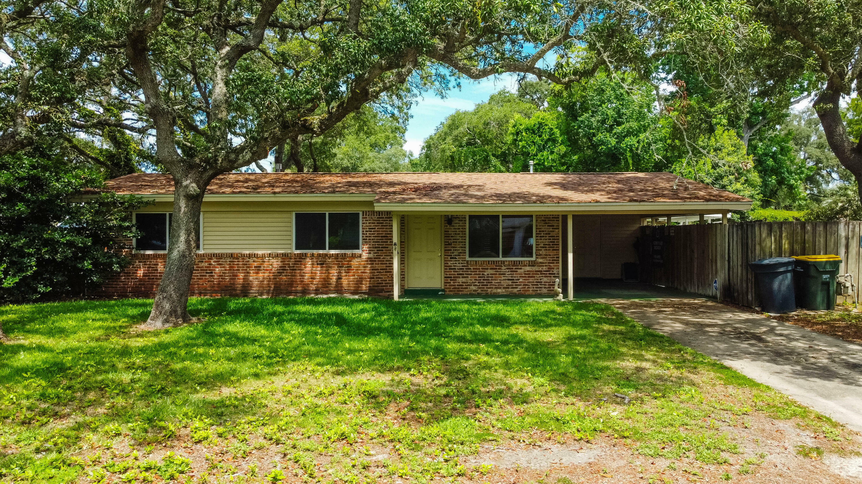 28 NW Carlton Court  Fort Walton Beach FL 32548 photo