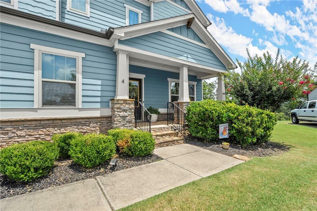 Property Photo: 4 Ridgemont Way SE GA 30120