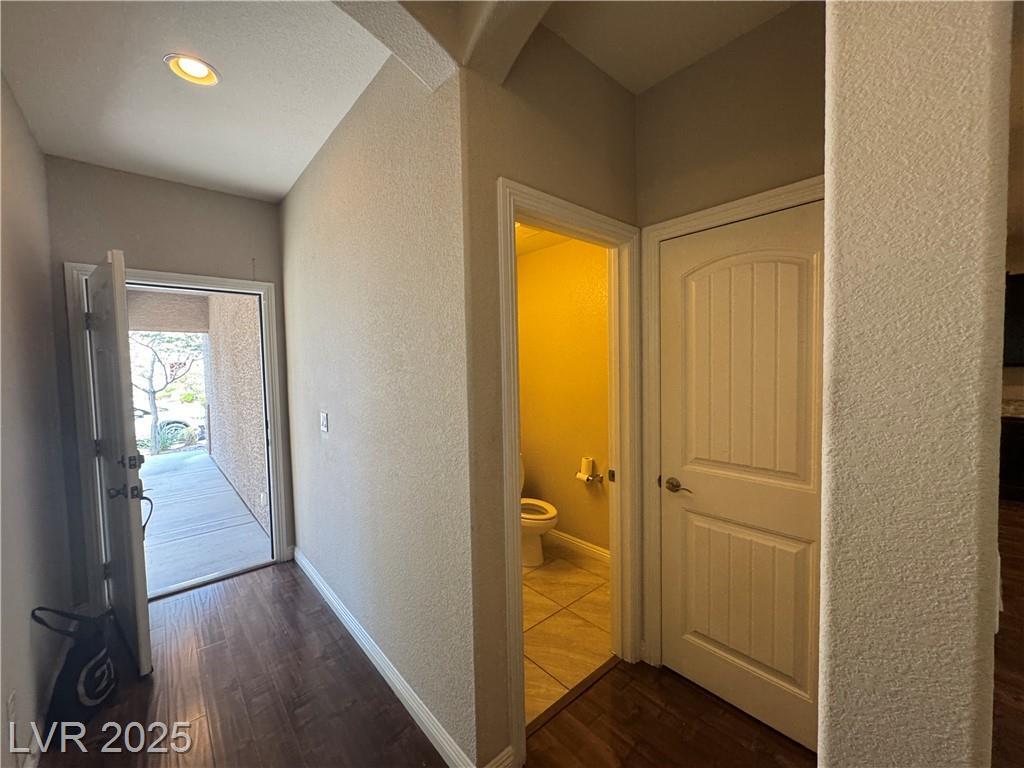 Property Photo: 2860 Glass Vine Court NV 89117
