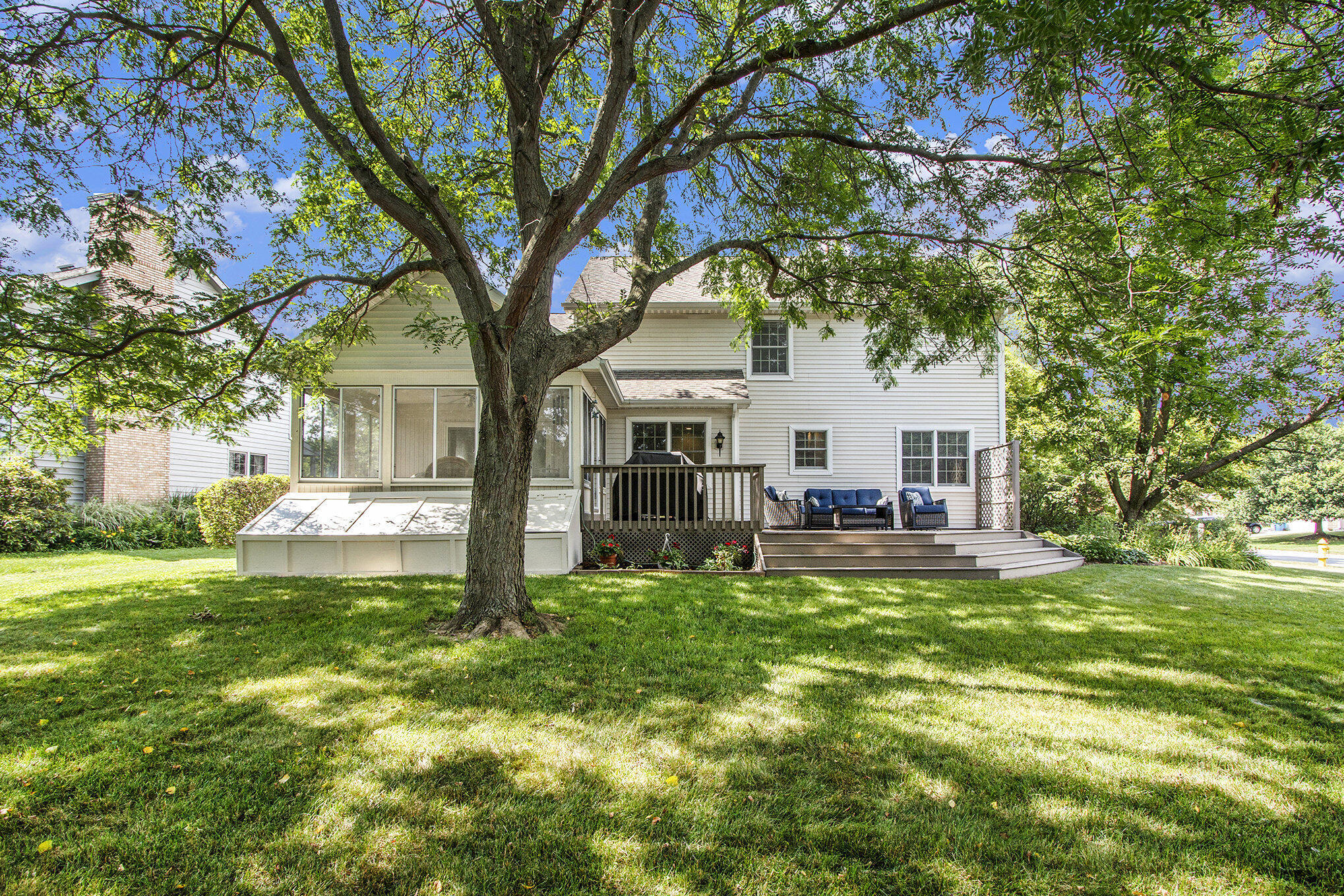 Property Photo:  1657 Stoney Creek Court  IN 46385 