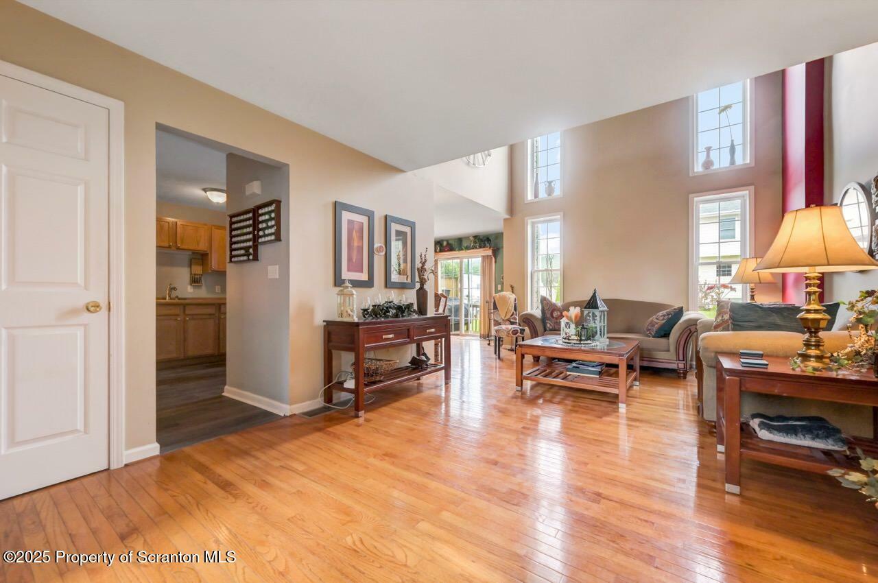 Property Photo: 556 S Keyser Avenue PA 18504