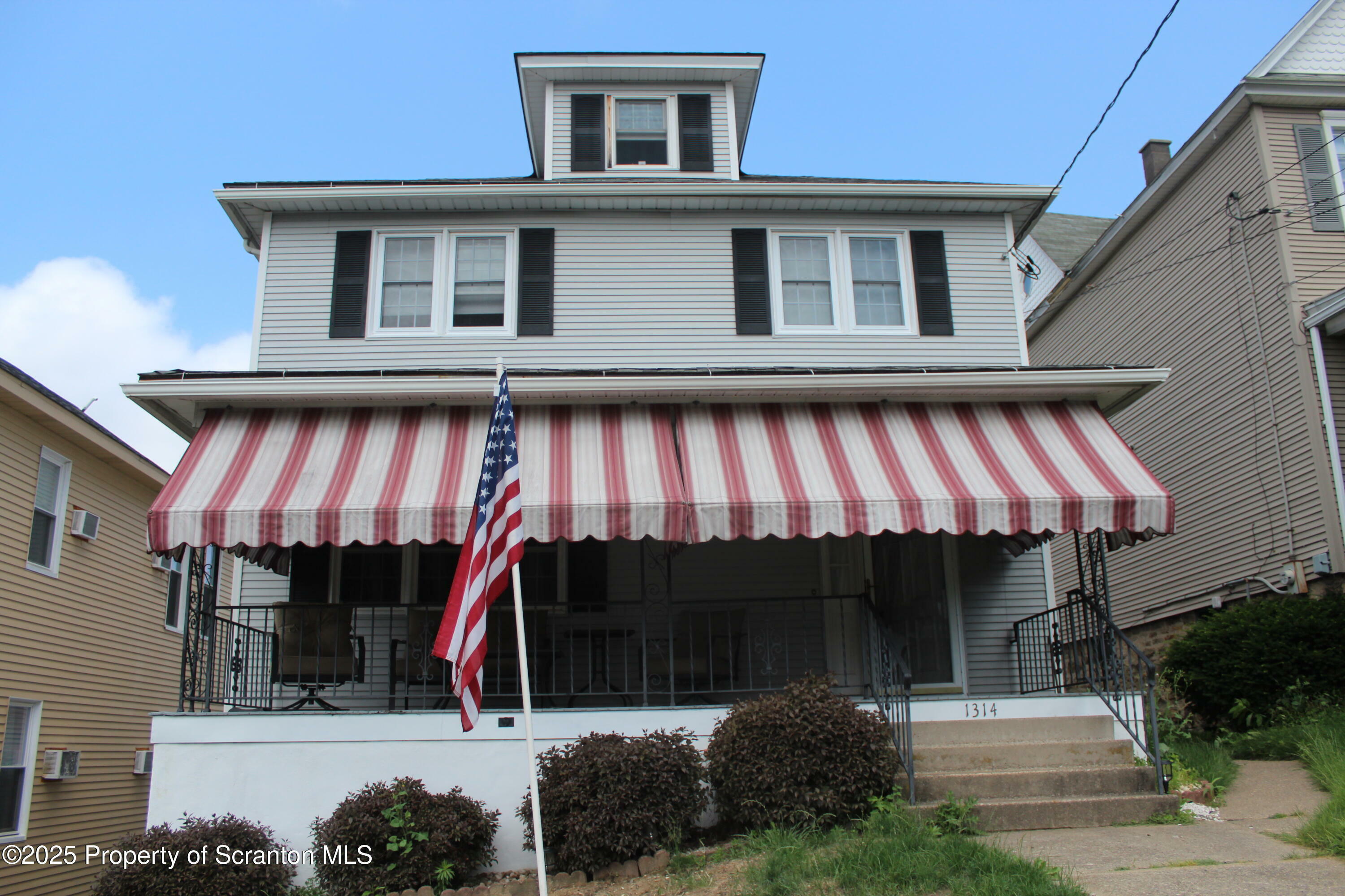 Property Photo:  1314 St Ann Street  PA 18504 