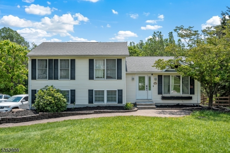 Property Photo: 7 Codington Ln NJ 08826