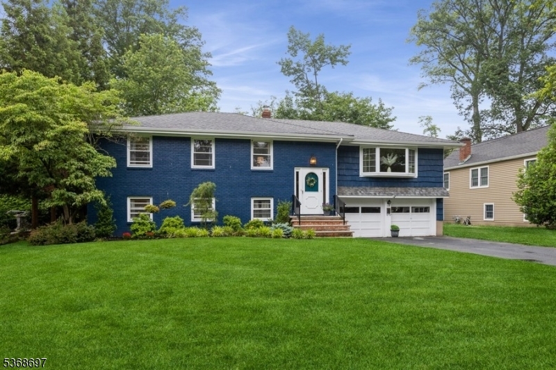 Property Photo: 117 Morton Dr NJ 07446