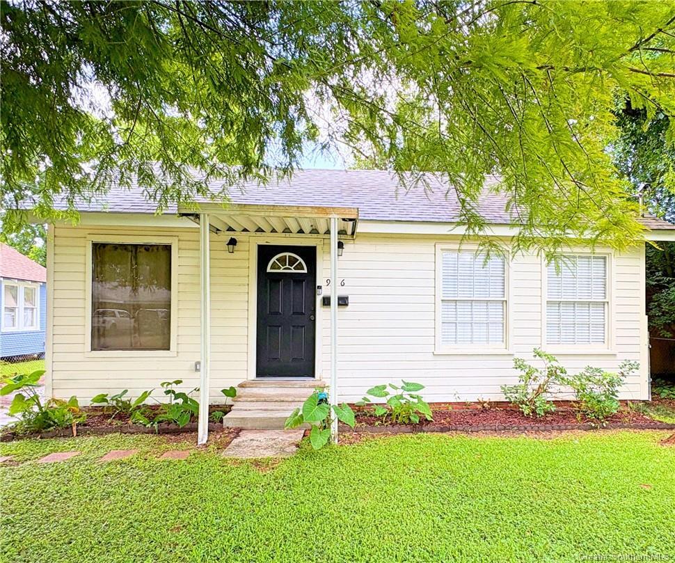 906 16th Street  Lake Charles LA 70601 photo
