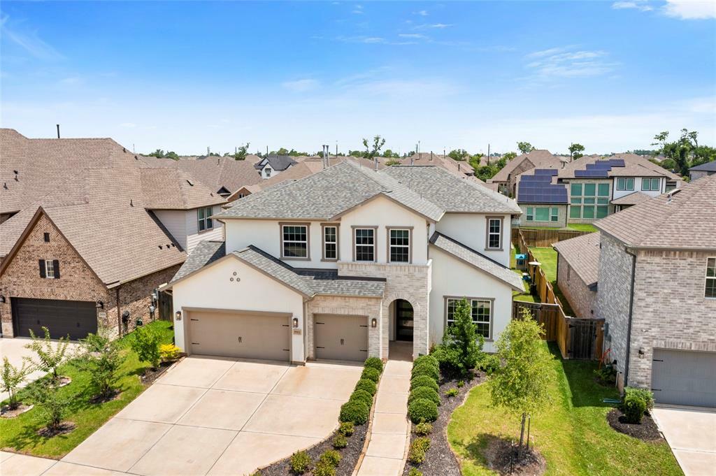 Property Photo:  9923 Golden Woods Drive  TX 77459 