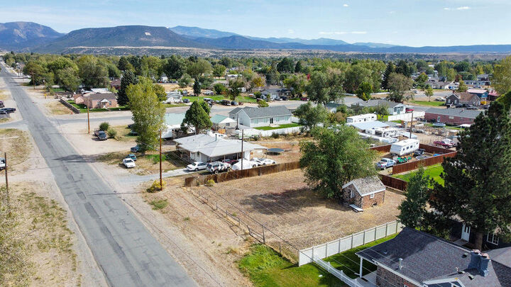 Property Photo:  275 W 600 N  UT 84713