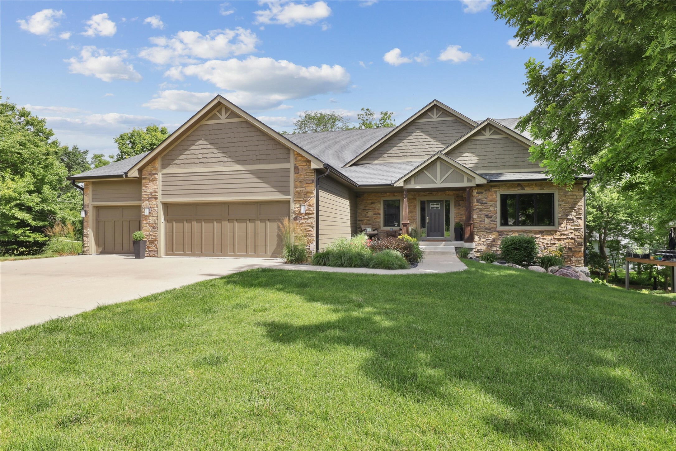 6267 Enclave Circle  Johnston IA 50131 photo