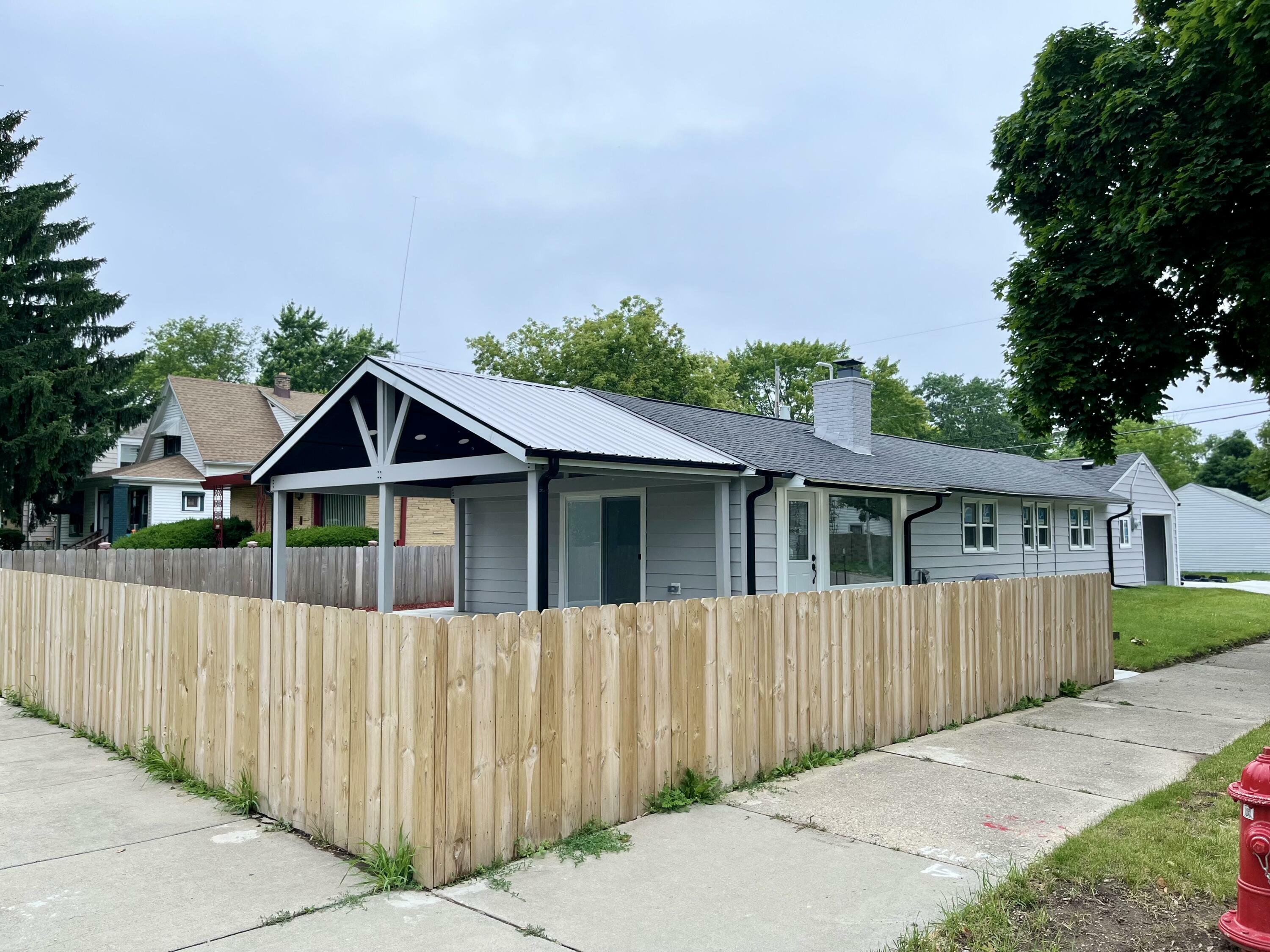 Property Photo:  3730 W Kaul Ave  WI 53209 