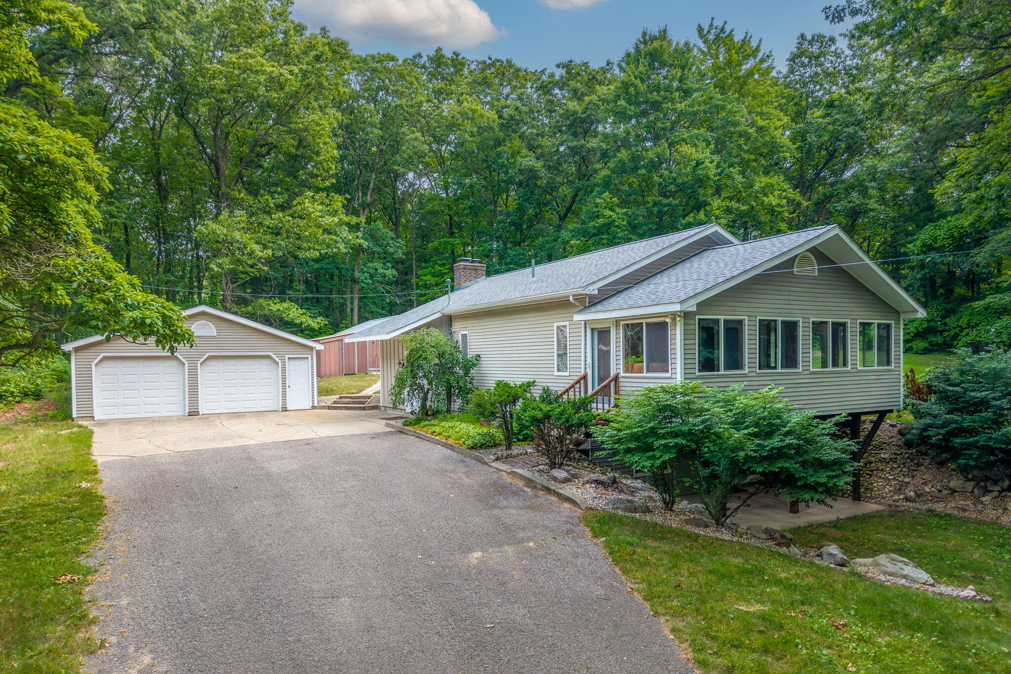 Property Photo: 23974 Hooker Drive MI 49343