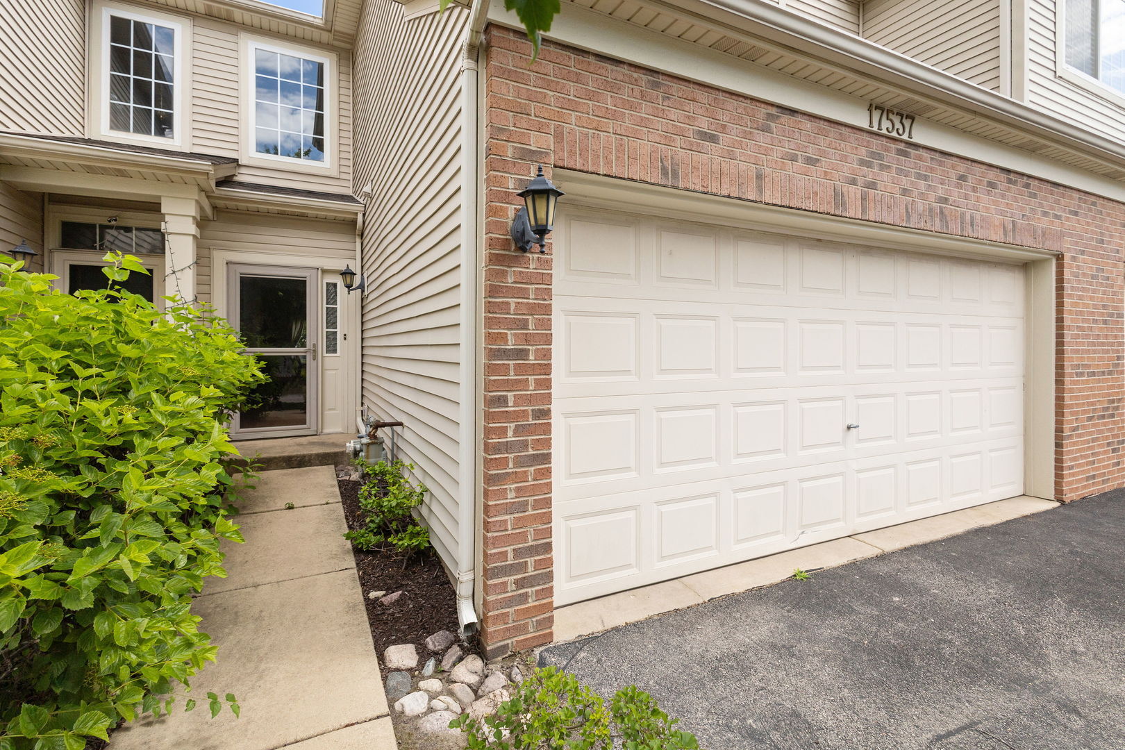 Property Photo:  17537 S Gilbert Drive  IL 60441 