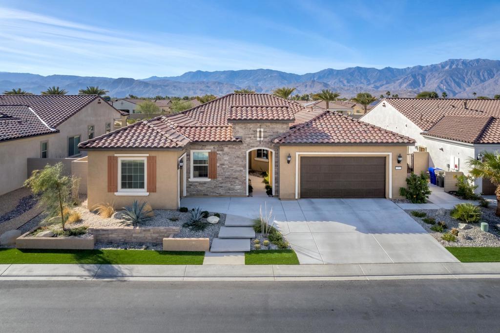 Property Photo: 15 Tannin CA 92270