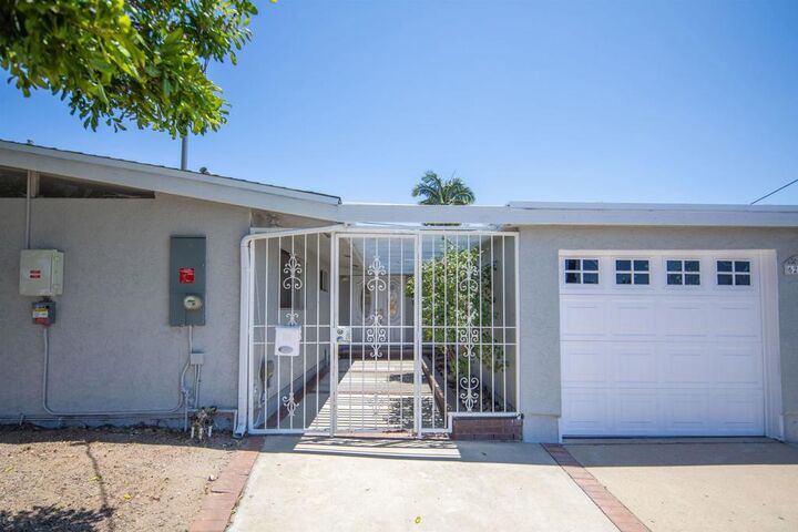 Property Photo: 6285 Anvil Lake Avenue CA 92119