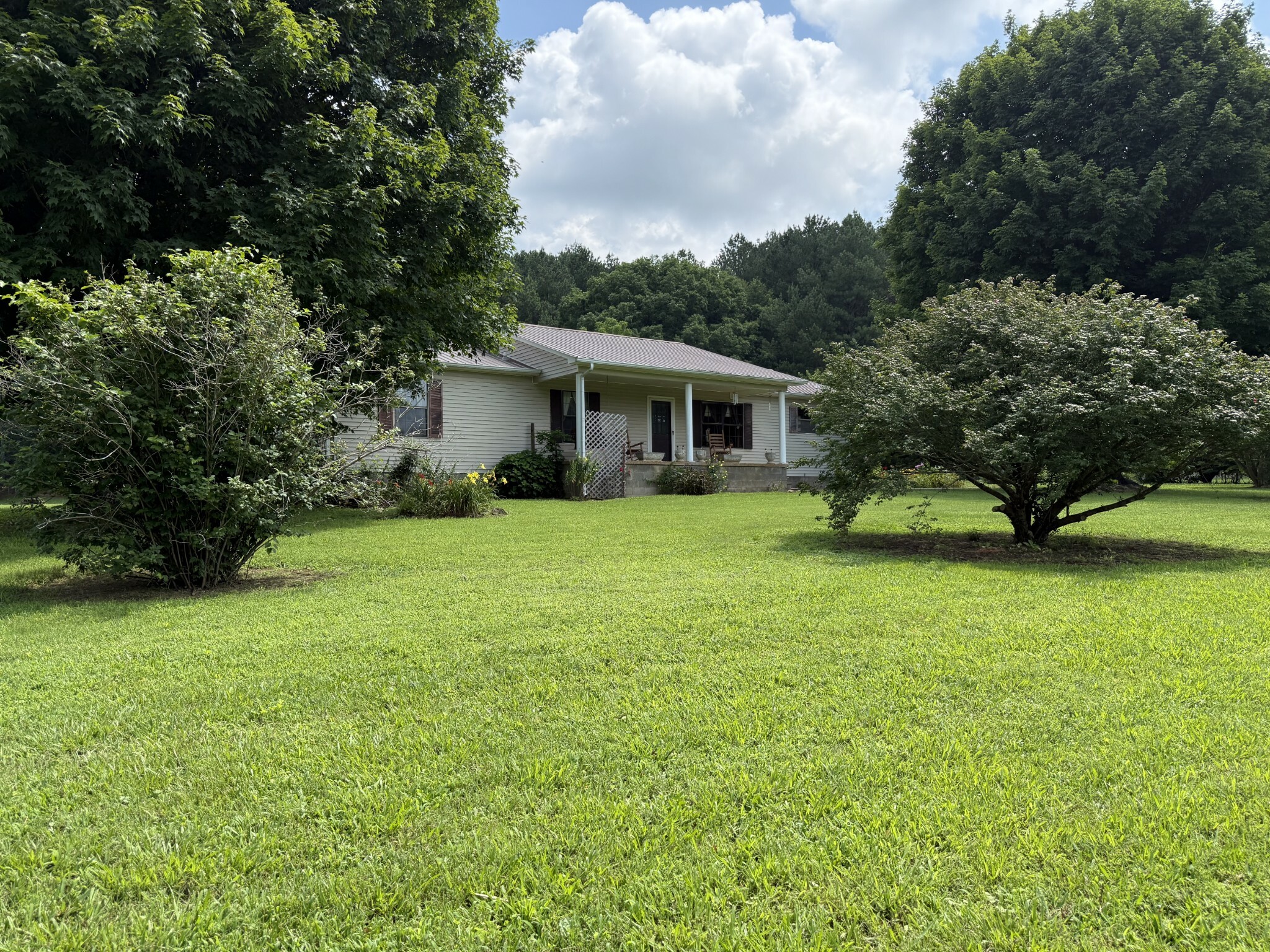 Property Photo: 46 Brier Hill Rd TN 38456