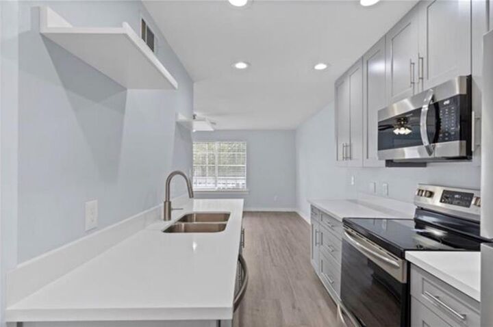 Property Photo:  100 5th Street C  LA 70447 