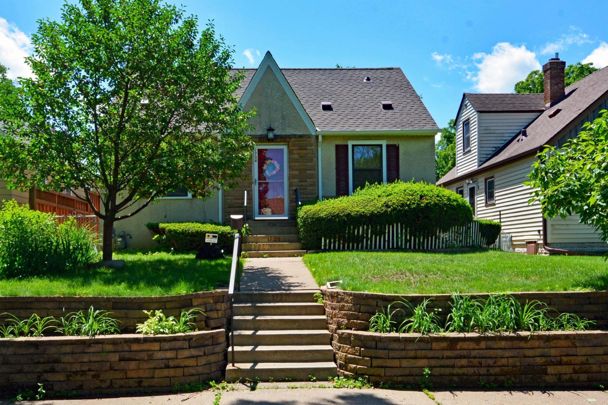 Property Photo:  1734 Sherwood Avenue  MN 55106 