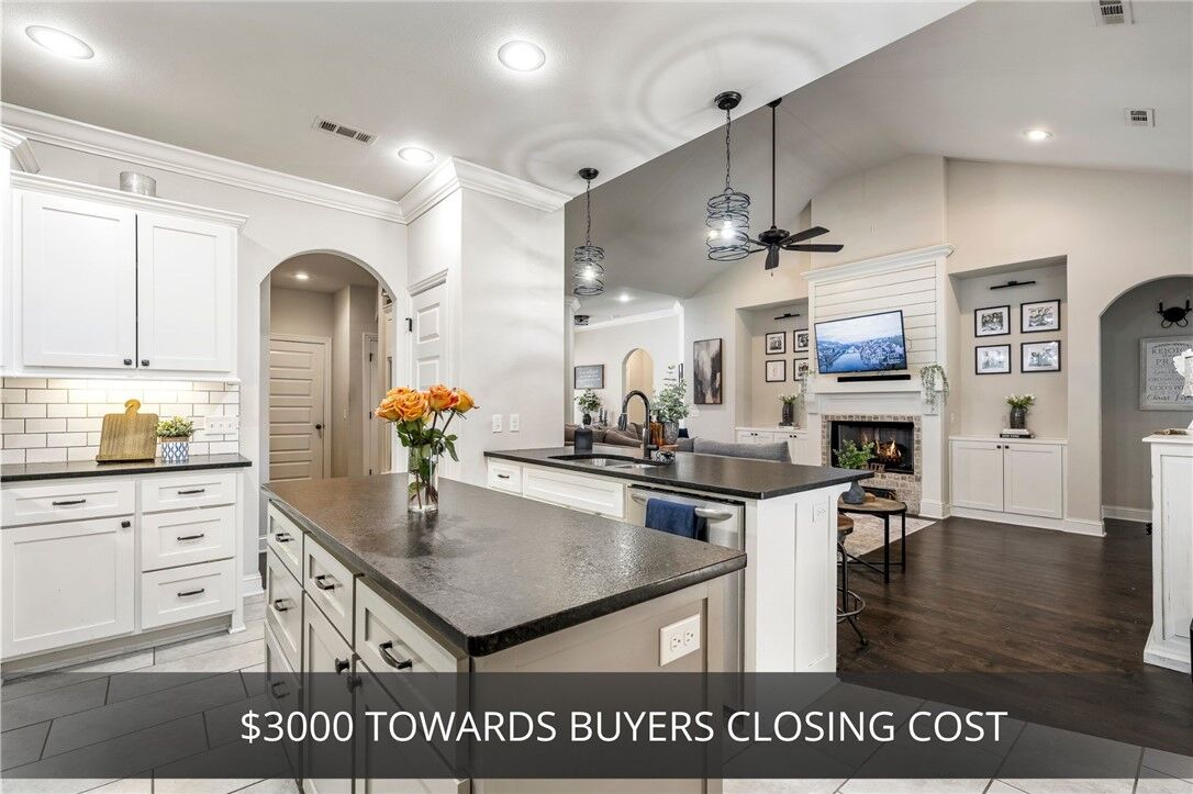 Property Photo:  317 Penzo Avenue  AR 72762