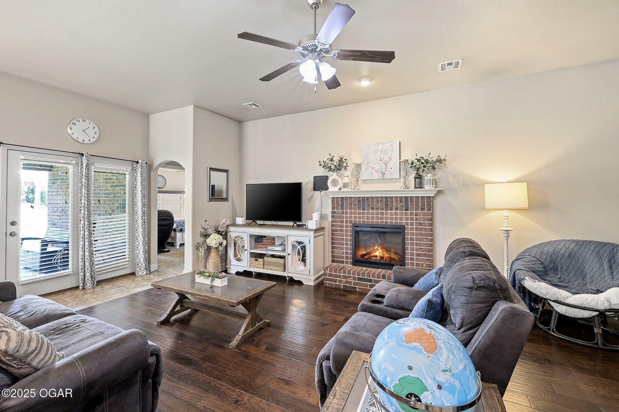 Property Photo:  1669 Leighton Court  MO 64870 