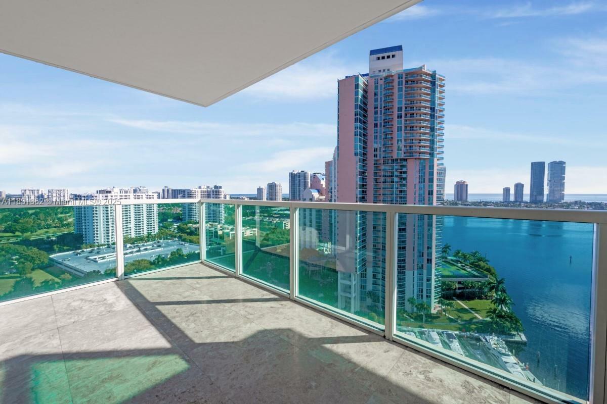 3330 NE 190th St 1912  Aventura FL 33180 photo