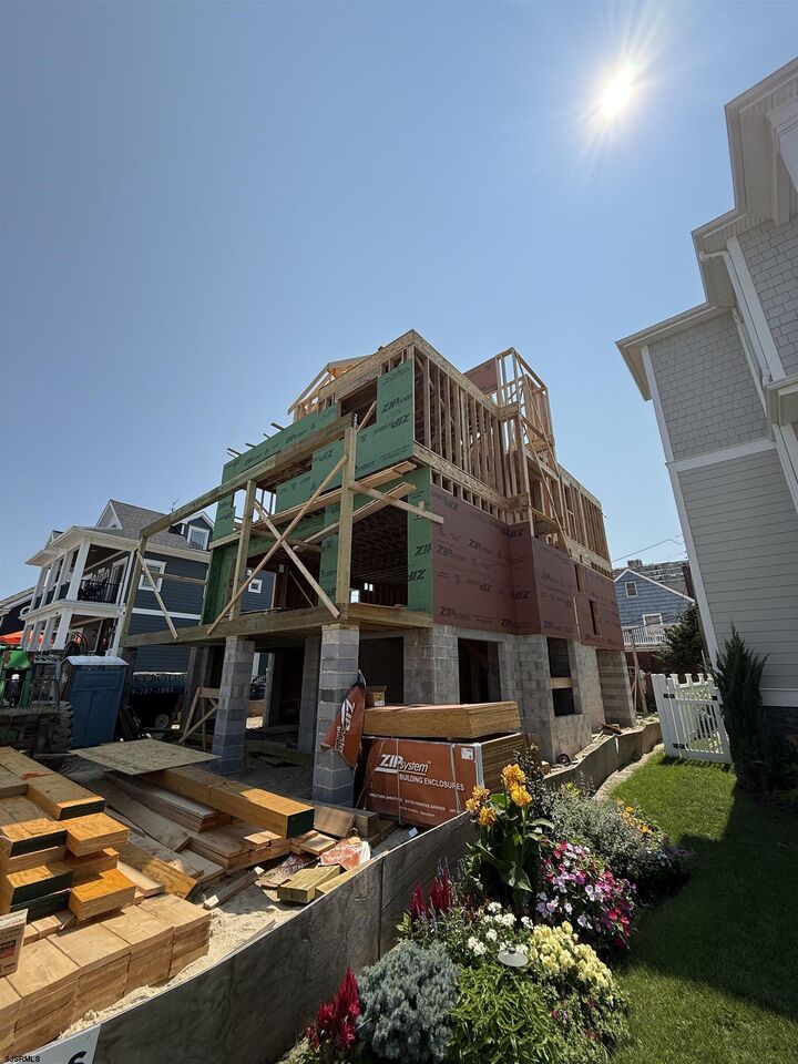 Property Photo: 104 S Thurlow Ave NJ 08402