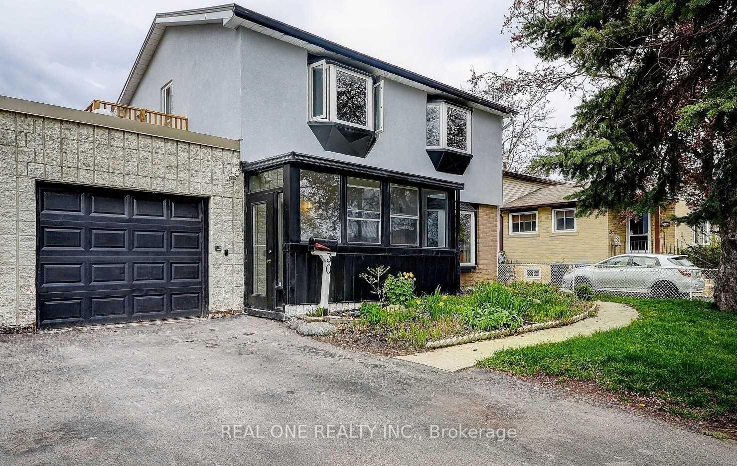 Property Photo:  30 Herkley Drive  ON L6V 2E8 