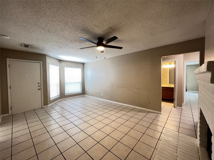Property Photo:  13355 Water Oak Lane B  TX 78729 