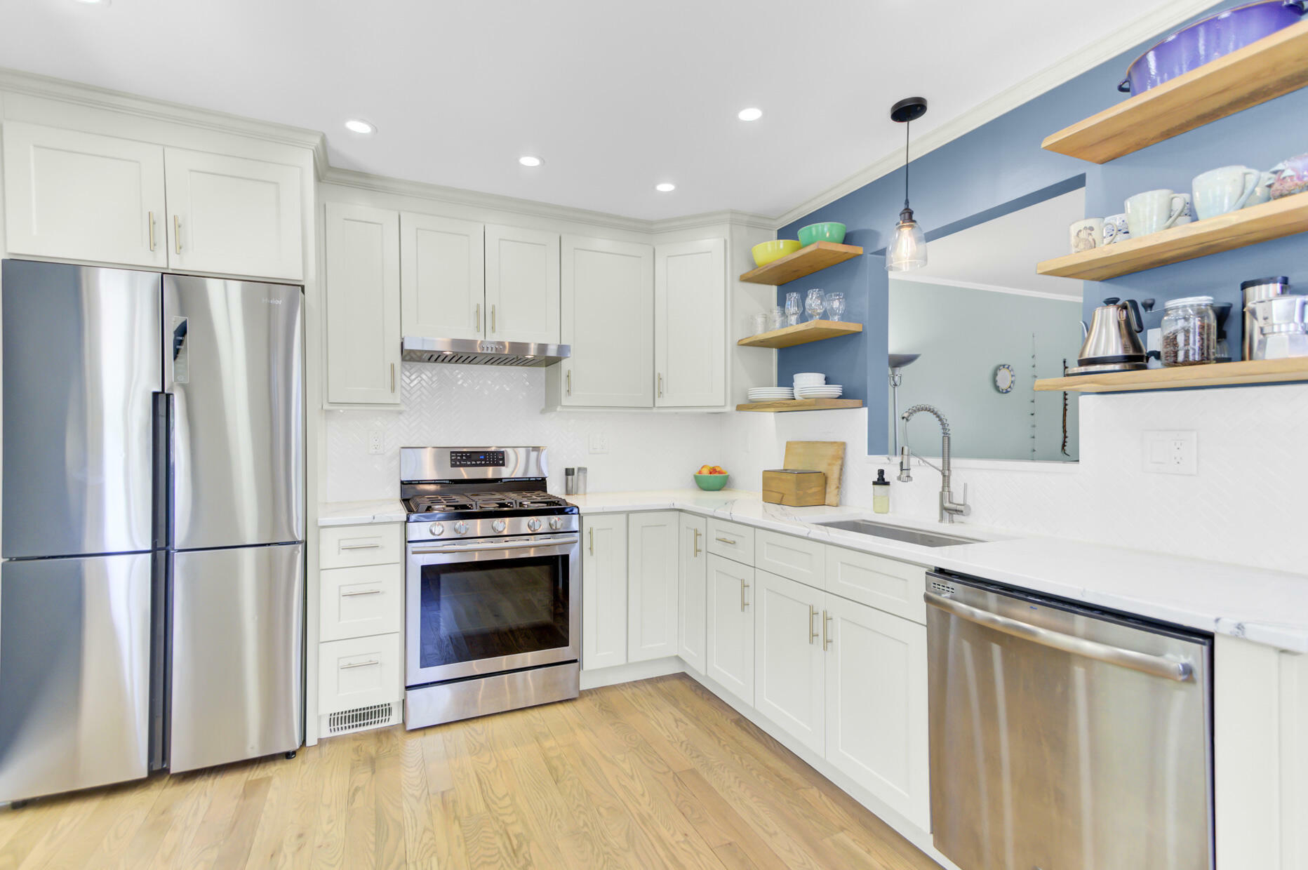Property Photo: 4756 Churchill Road SC 29405