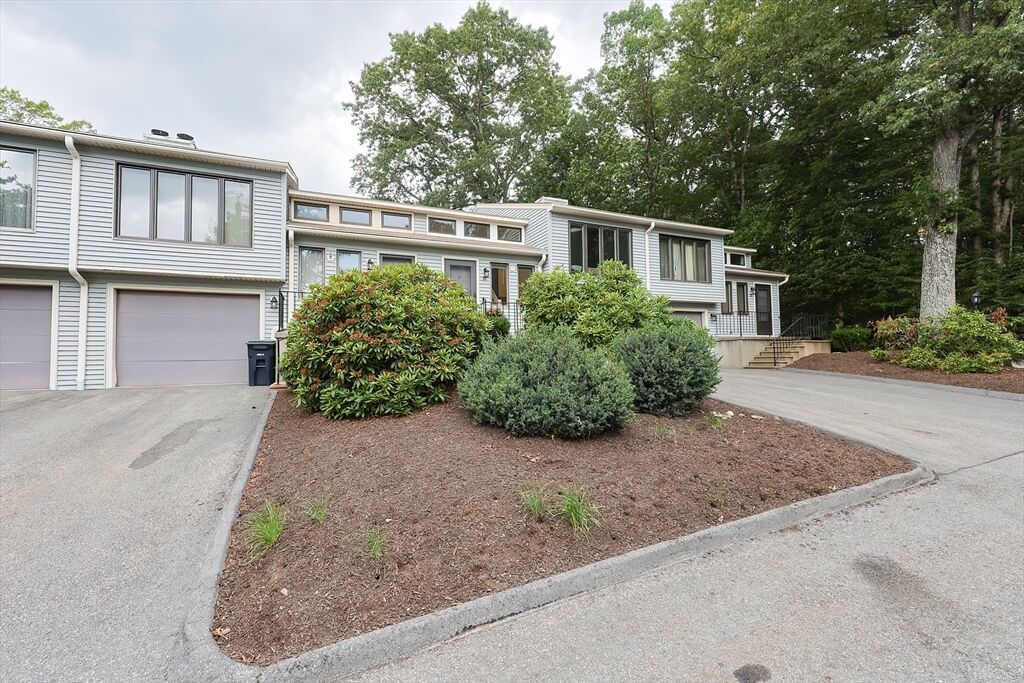 Property Photo:  30 Nottingham Rd 30  MA 01519 