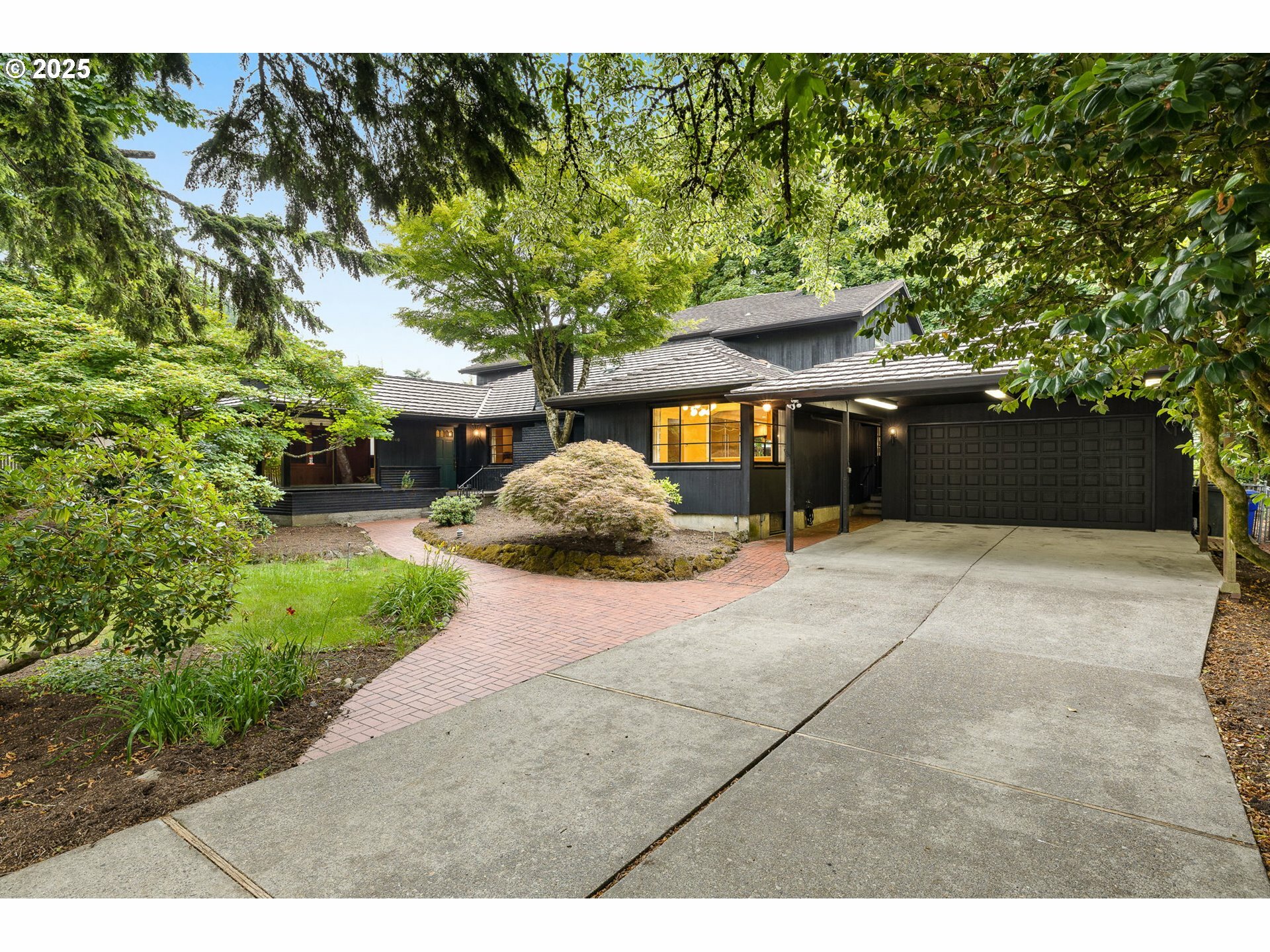 1940 SW 71st Ave  Portland OR 97225 photo