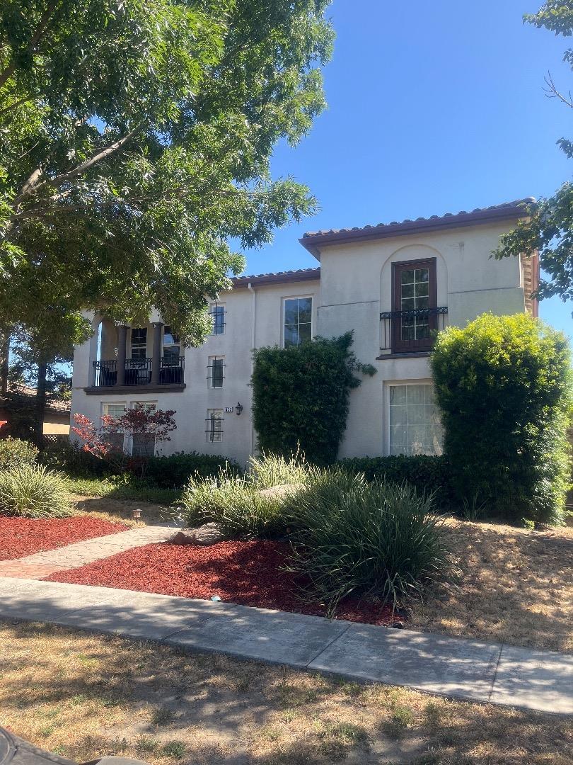 Property Photo: 627 Oates Avenue CA 93930